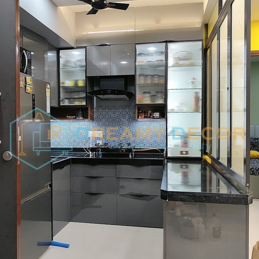 Modern Modular Kitchen Interior Design in Pune and Mumbai - DreamyDecor